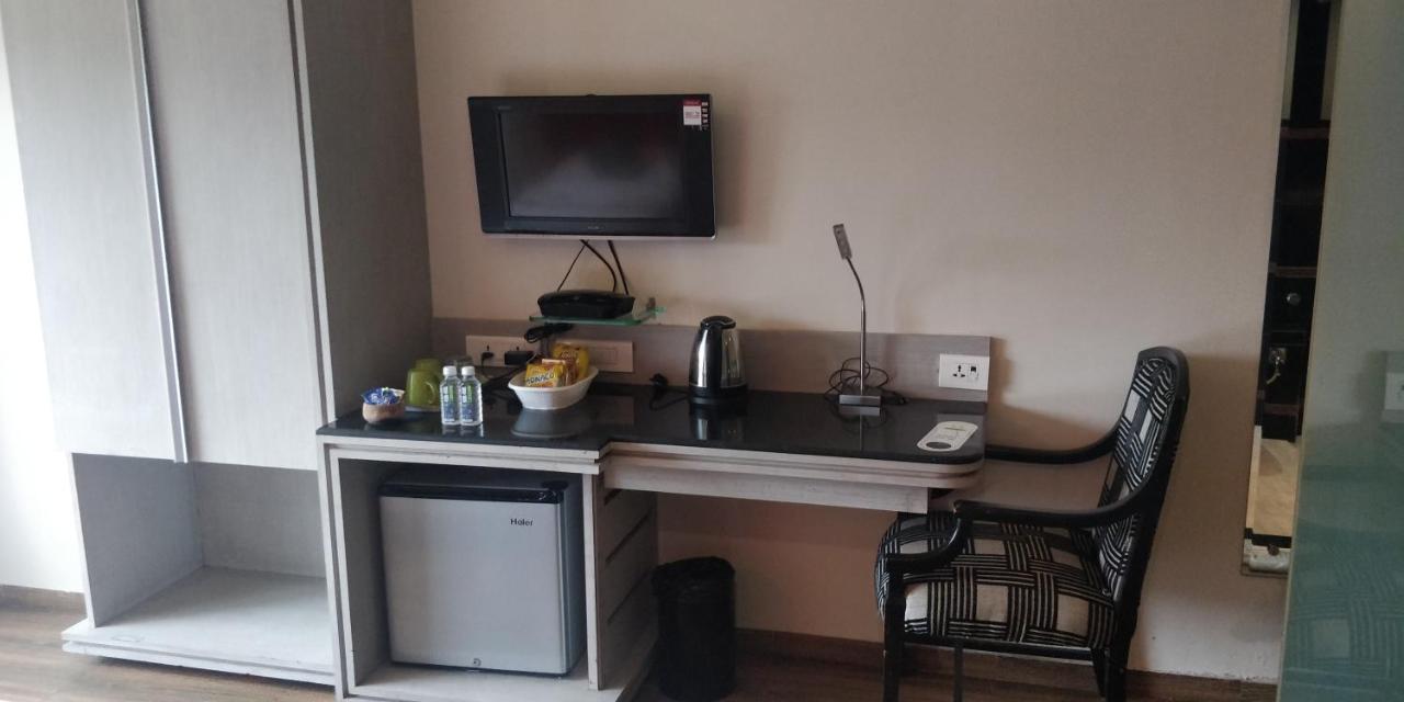 Vits Sharanam, Thane Zewnętrze zdjęcie